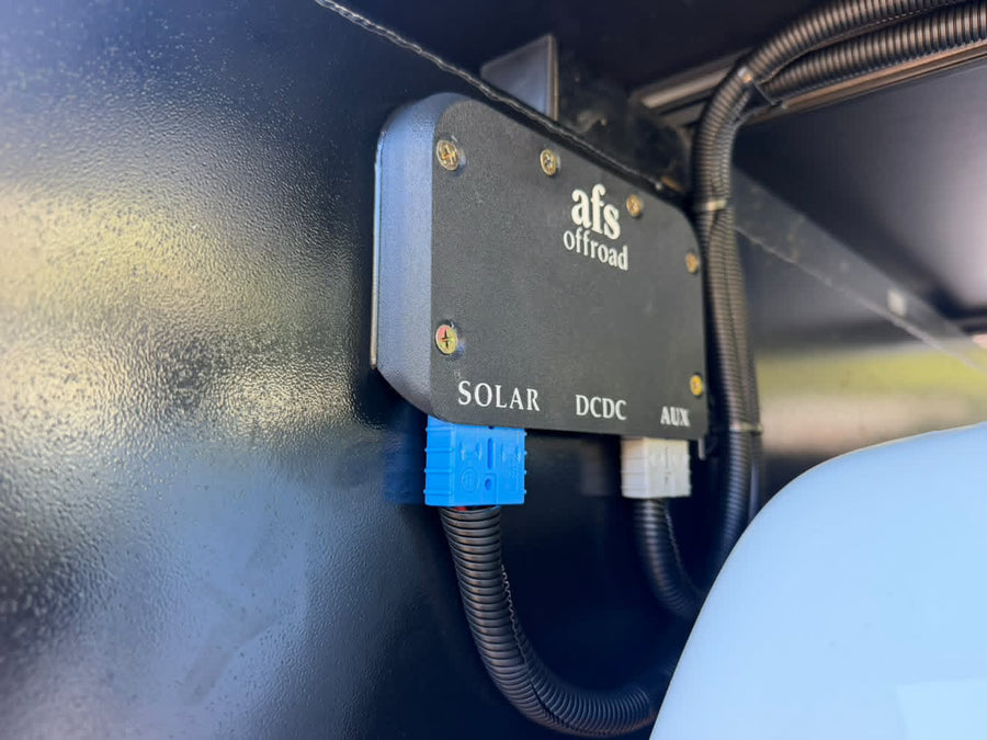 3 Pole DCDC + Double Anderson Plug Surface Mount installed by Jhye